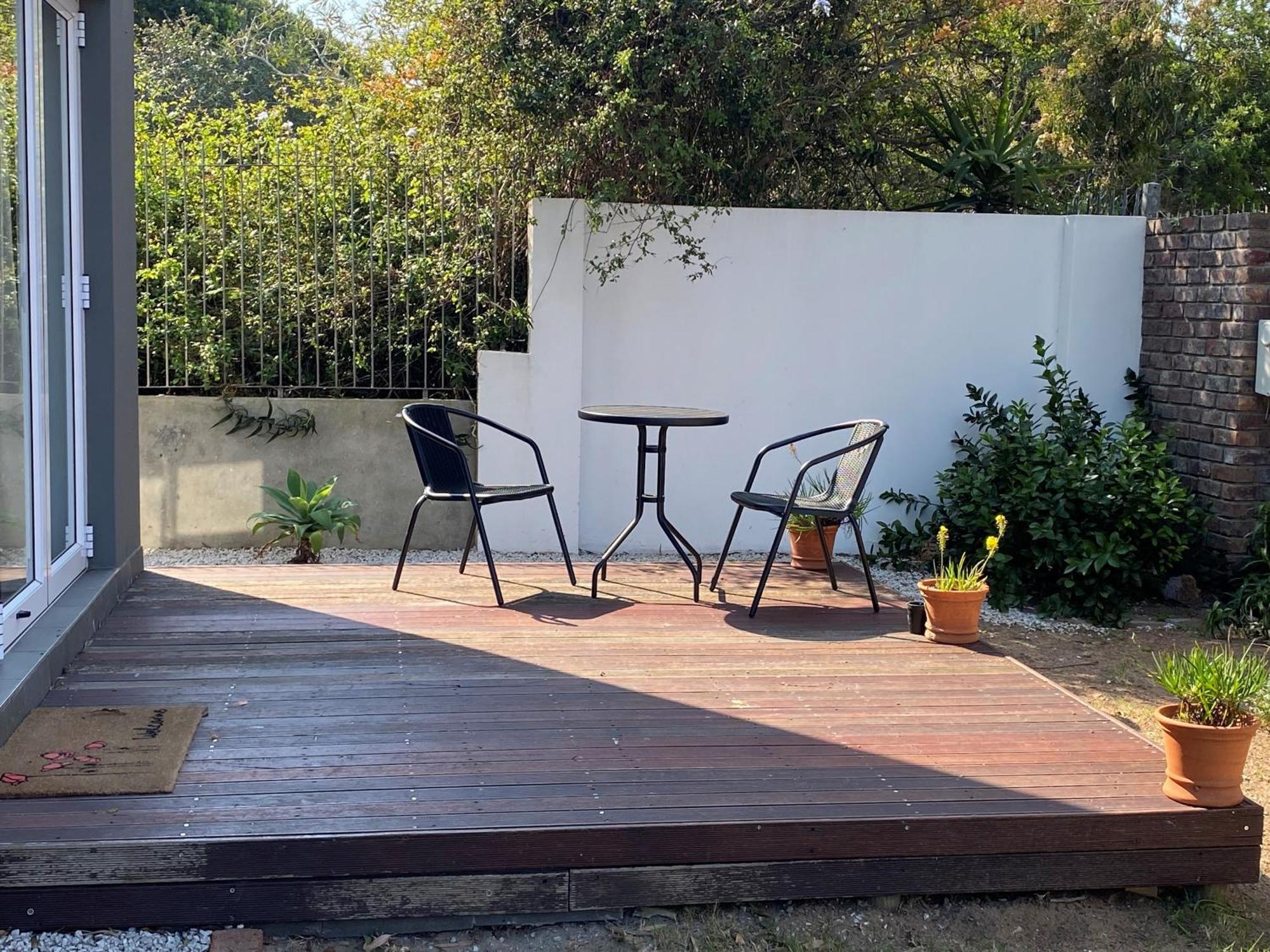 Appartamento Downstairs @38 Port Elizabeth Esterno foto
